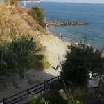 Liguria Di Ponente Collina אלבניה