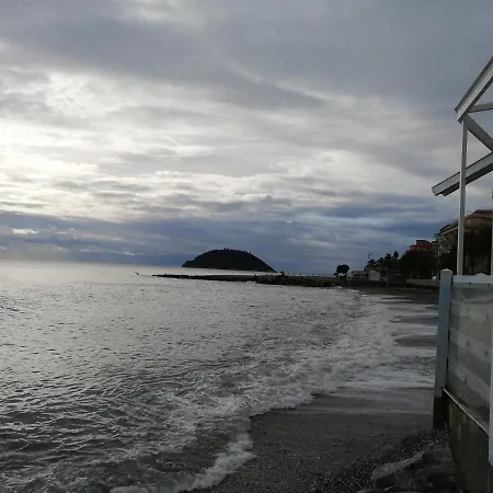 Nyaraló Liguria Di Ponente Collina