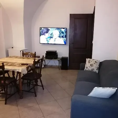 Liguria Di Ponente Collina Nyaraló Albenga